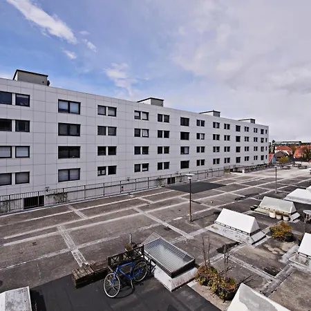 Cool 1-bed With Private Terrace Apartment